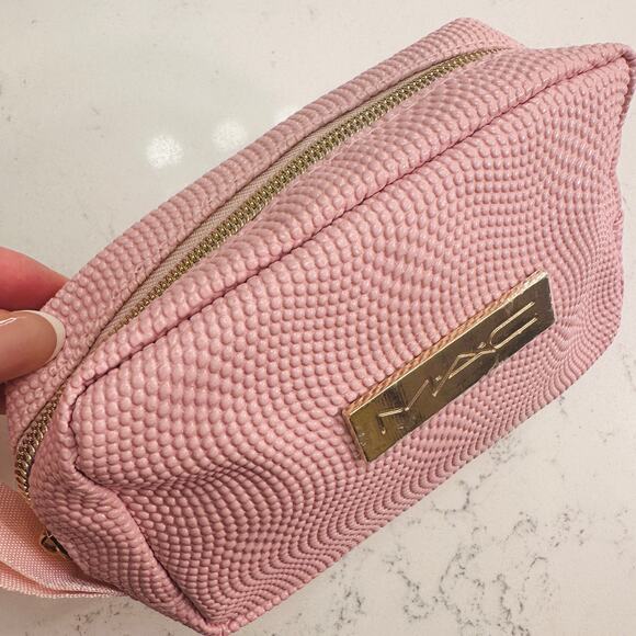MAC Cosmetics NEW Pebbled Pink Cosmetics Makeup Travel Bag with Gold Hardware - Picture 7 of 8